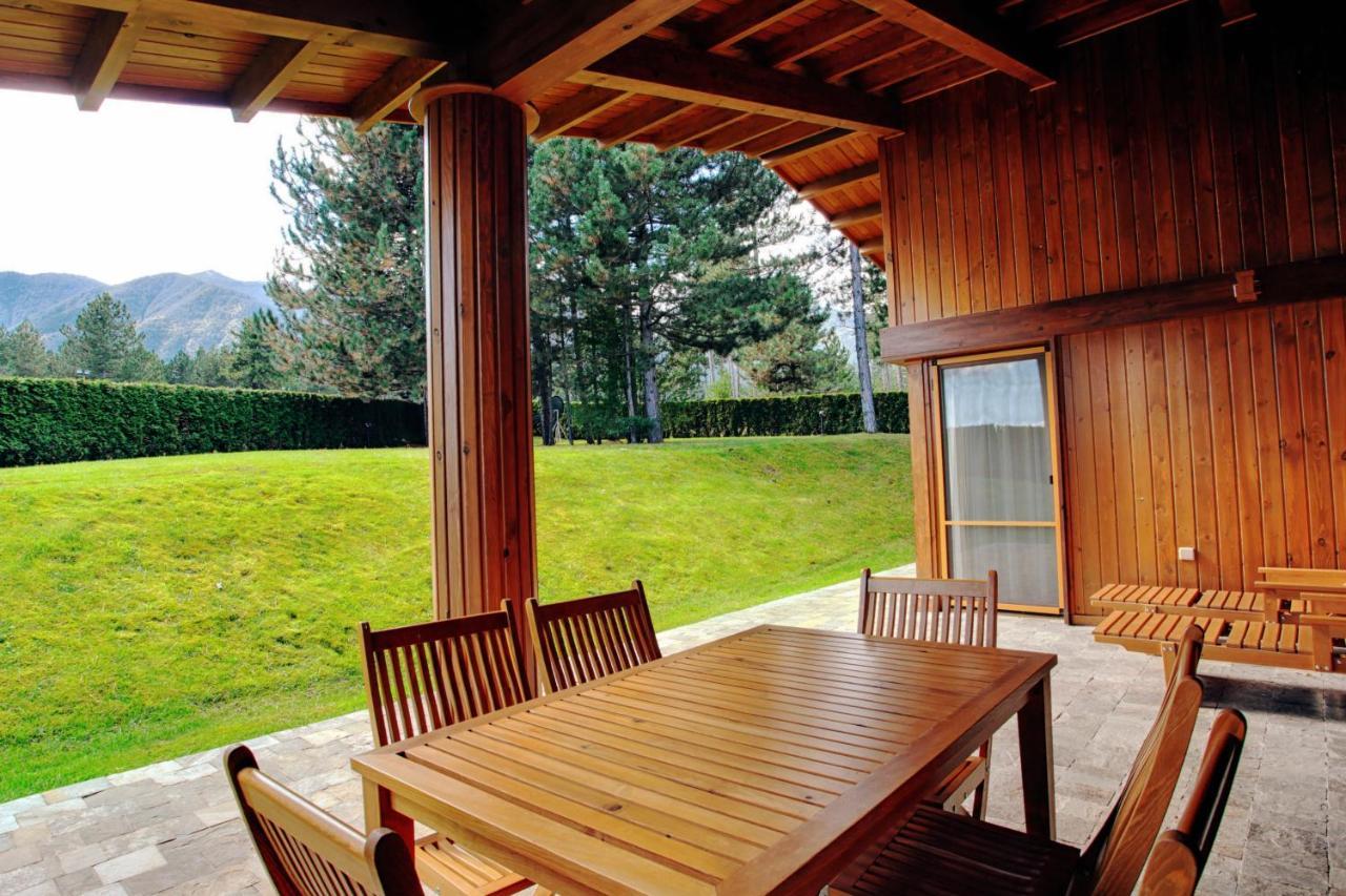 Villa Four Seasons Razlog Exterior photo