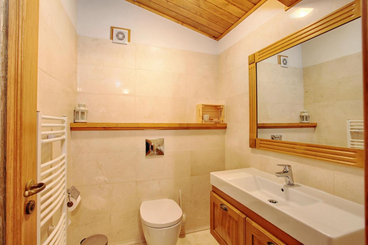Villa Four Seasons Razlog Exterior photo